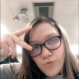 Meet your Posher, Brooke